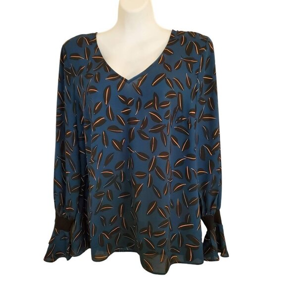 CAbi Tops - CAbi #3763 Shadow Leaf Blouse Size L EUC